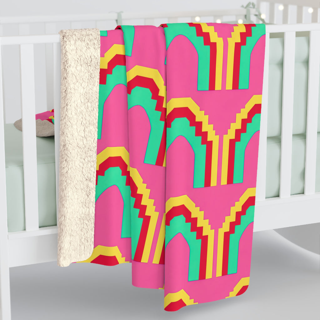 Grand Stepped Arches Sherpa Fleece Blanket – Candy Christmas