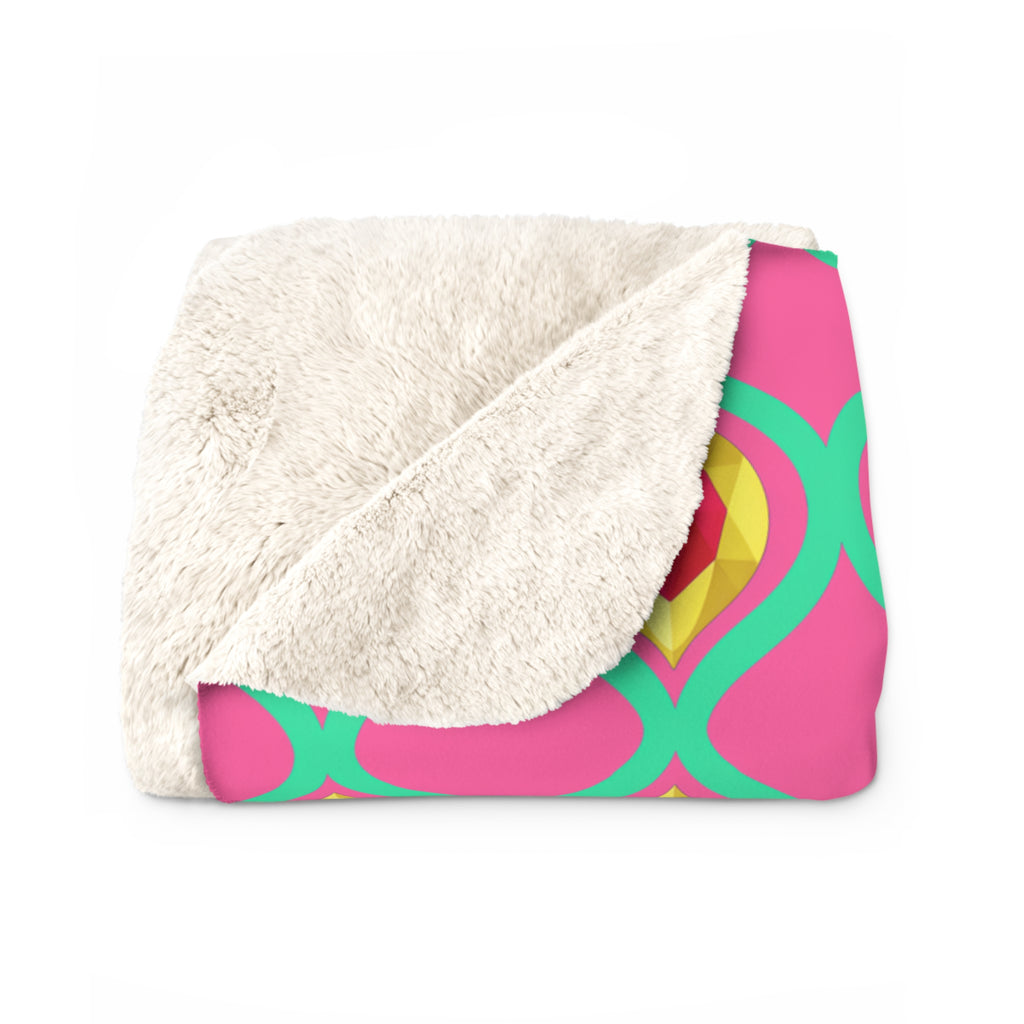 Grand Gold Ogee Lattice II Sherpa Fleece Blanket – Candy Christmas