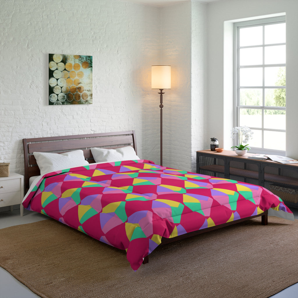 Grand Fractured Rhombus Comforter – Candy Pop on Raspberry
