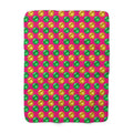 Half-Drop Gem Grid Sherpa Fleece Blanket – Faceted Gem Geometric Pattern