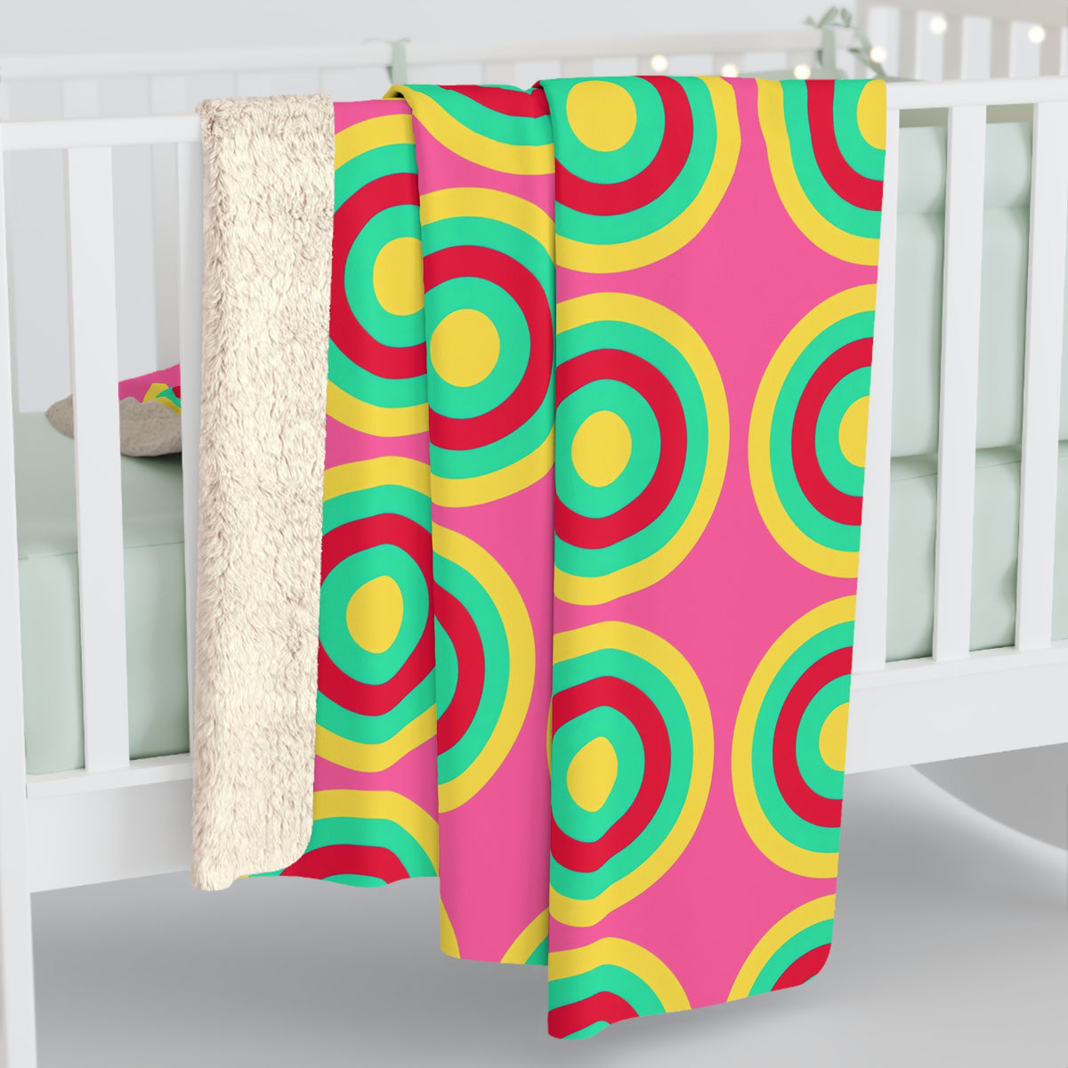 Mega Ring Grid Sherpa Fleece Blanket – Candy Christmas