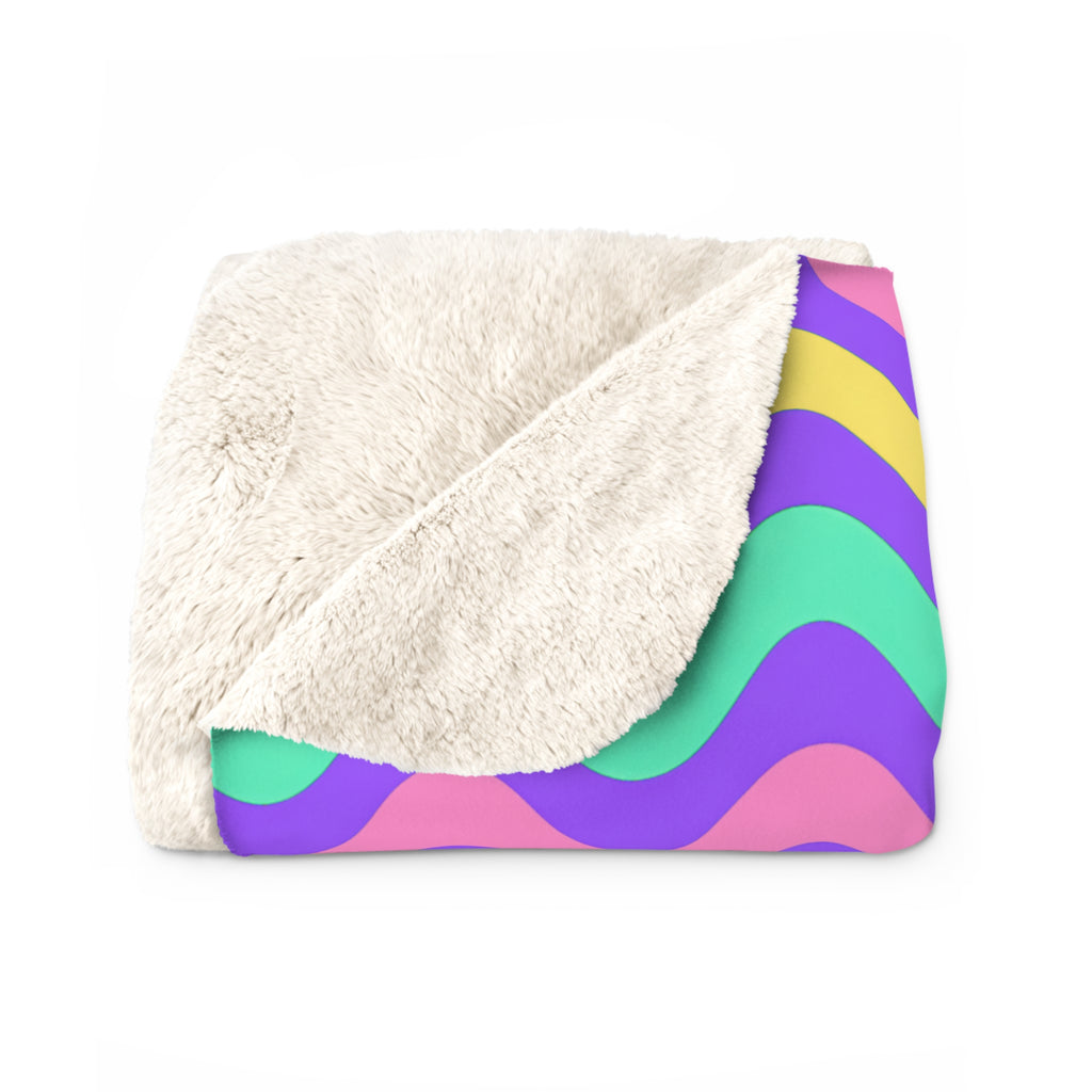 Big Ripple Chevrons Sherpa Fleece Blanket – Candy Pastel on Grape