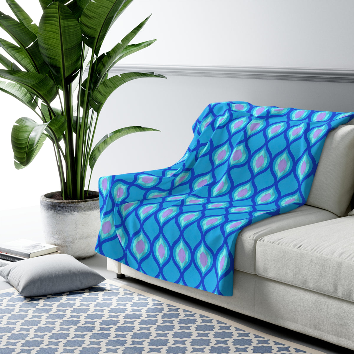 Grand Ogee Lattice II Sherpa Fleece Blanket – Ice Jewel