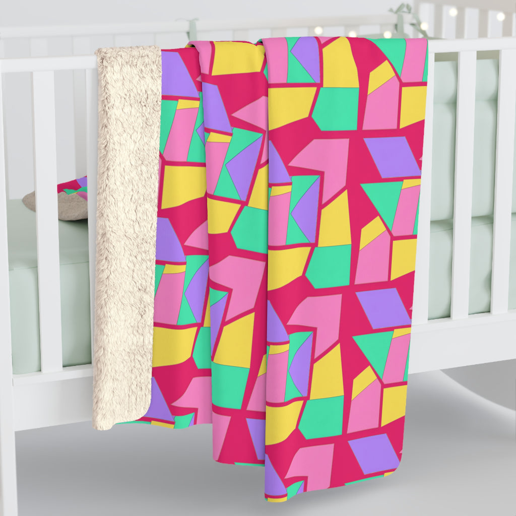 Cubist Block Quilt Sherpa Fleece Blanket – Candy Pop on Raspberry