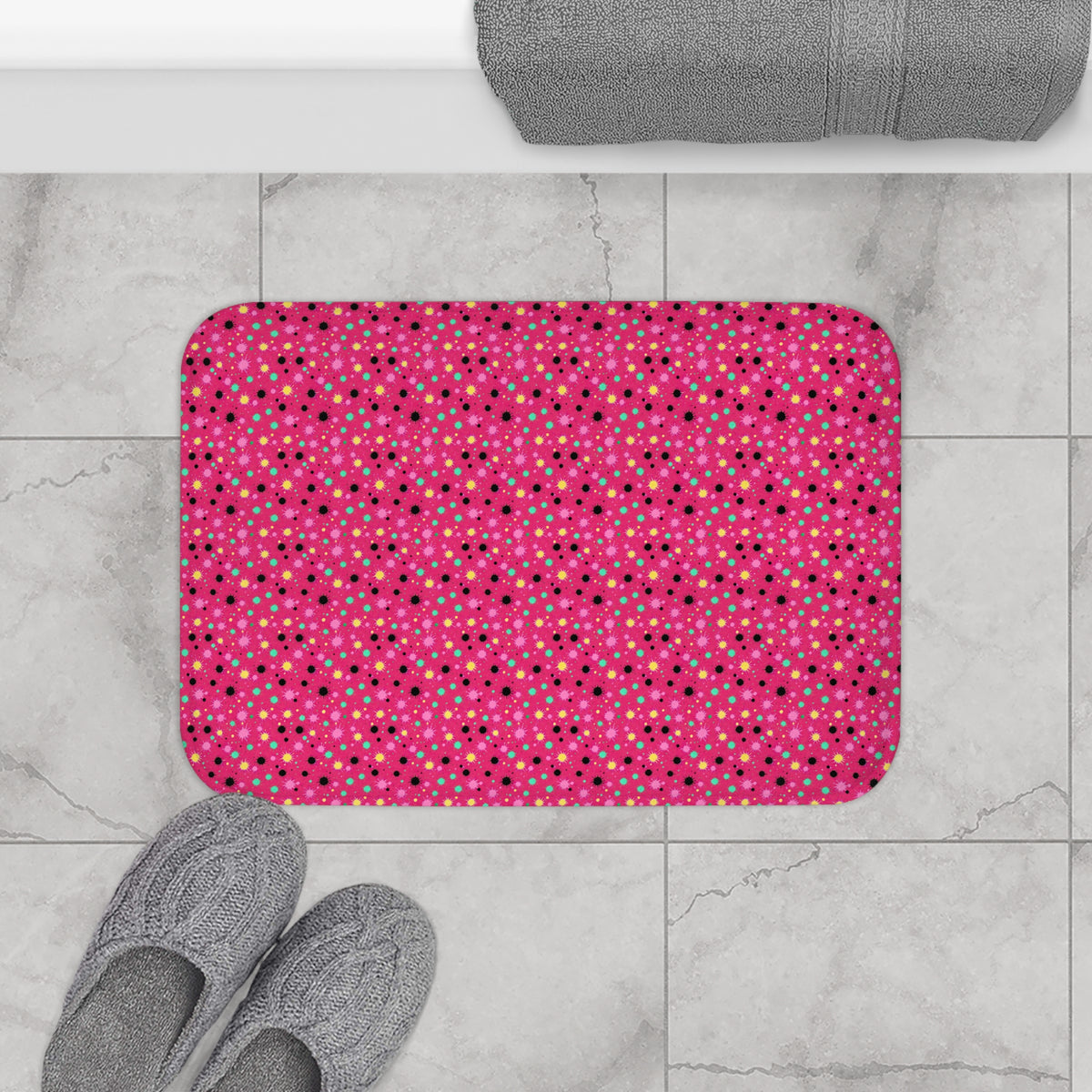 Splat Storm Bath Mat – Candy Pop on Raspberry