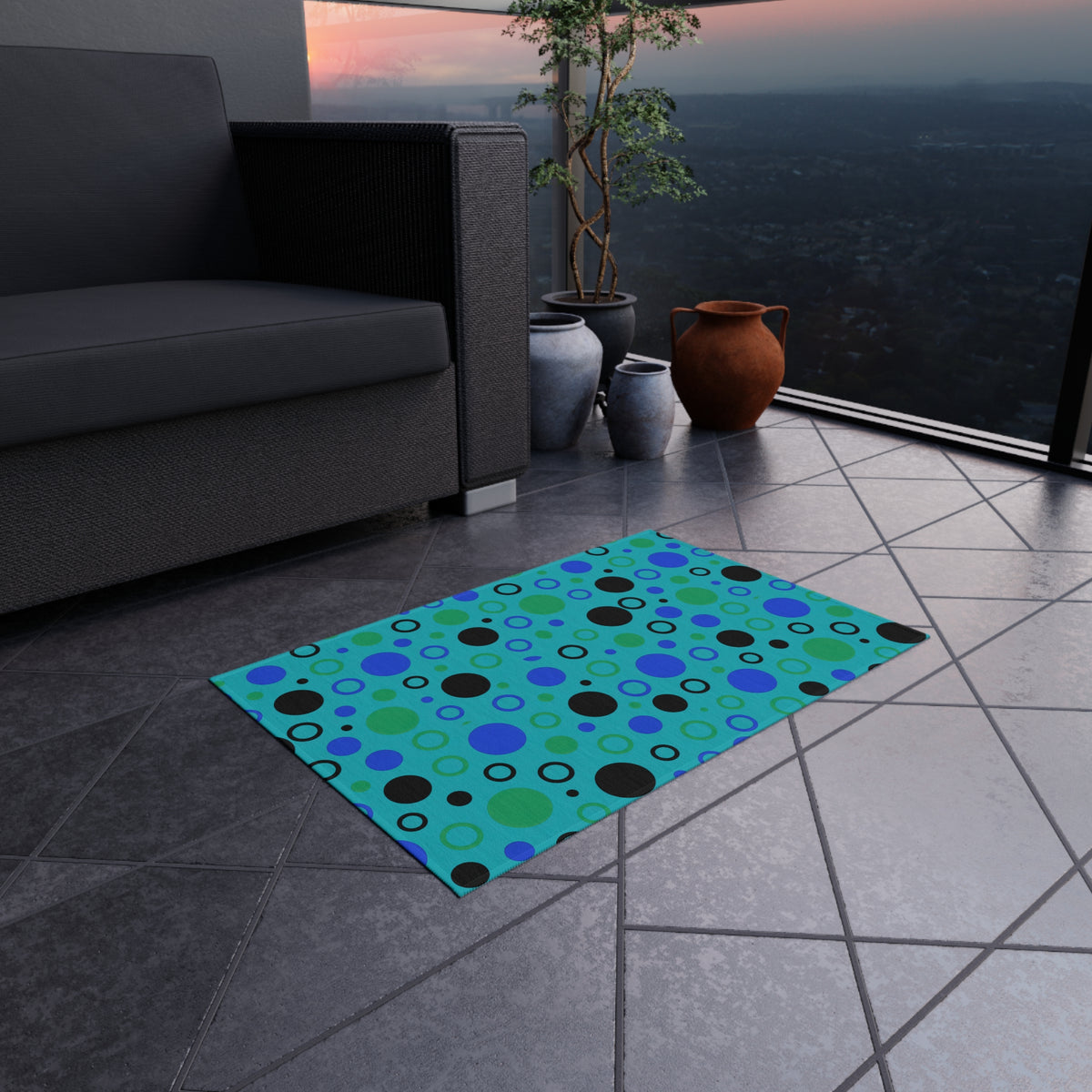 Bubble Outlines Outdoor Rug – Peacock Jewel