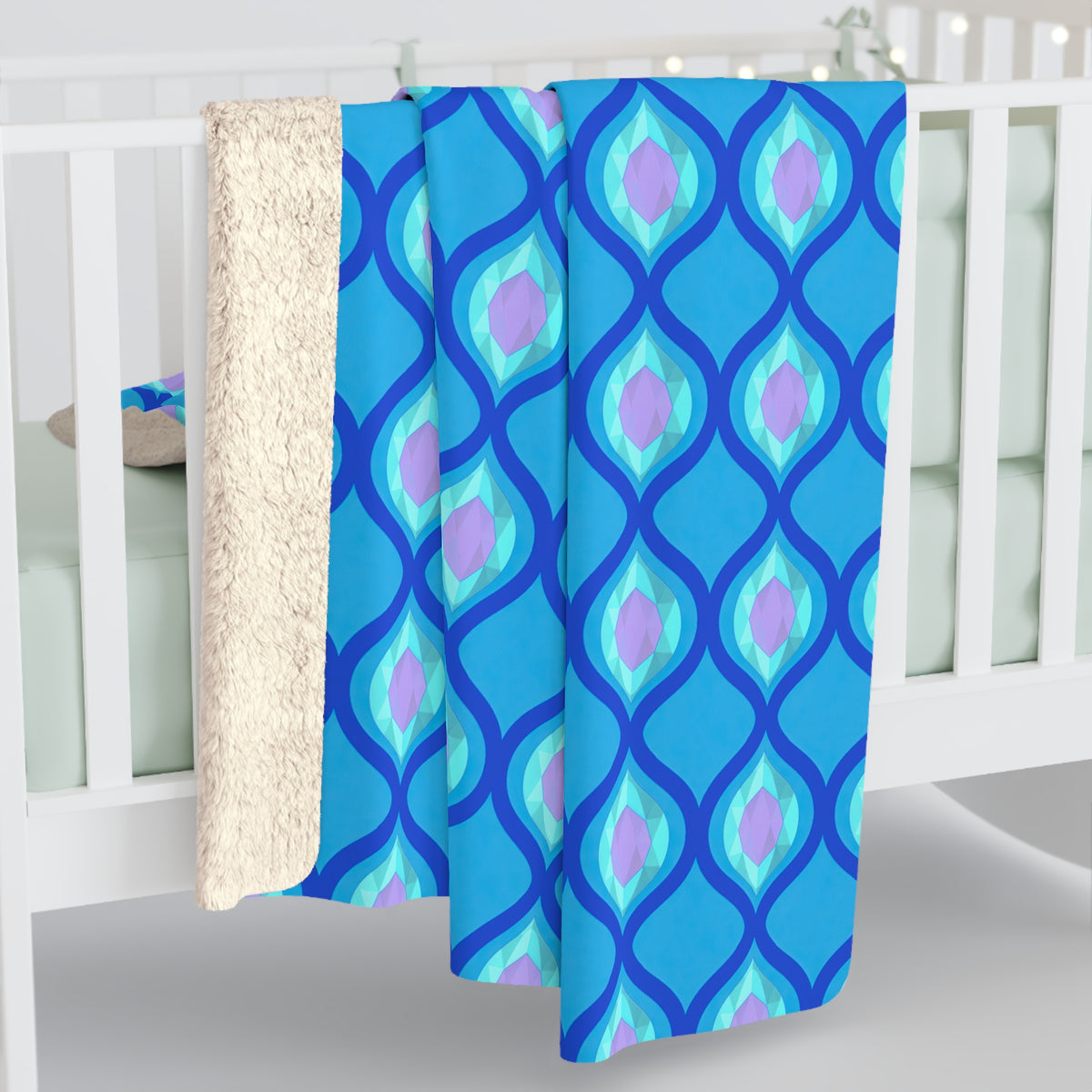 Grand Ogee Lattice II Sherpa Fleece Blanket – Ice Jewel