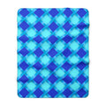 Broad Diamond Trellis Sherpa Fleece Blanket – Ice Jewel
