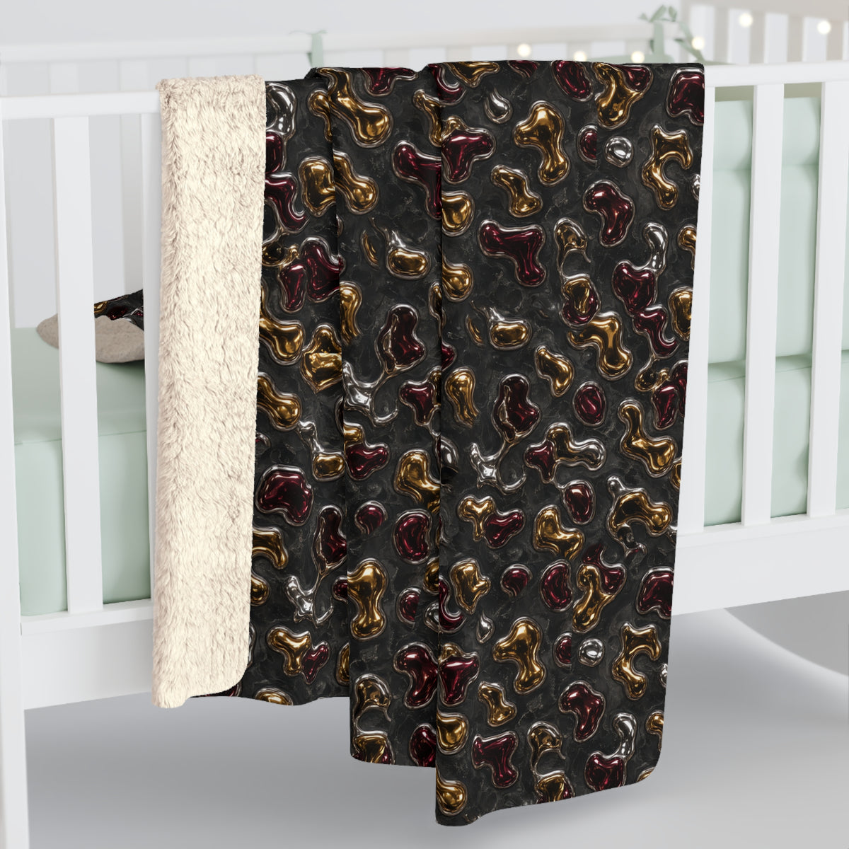Merging Gold Puddles Sherpa Fleece Blanket – Liquid Chrome Pattern