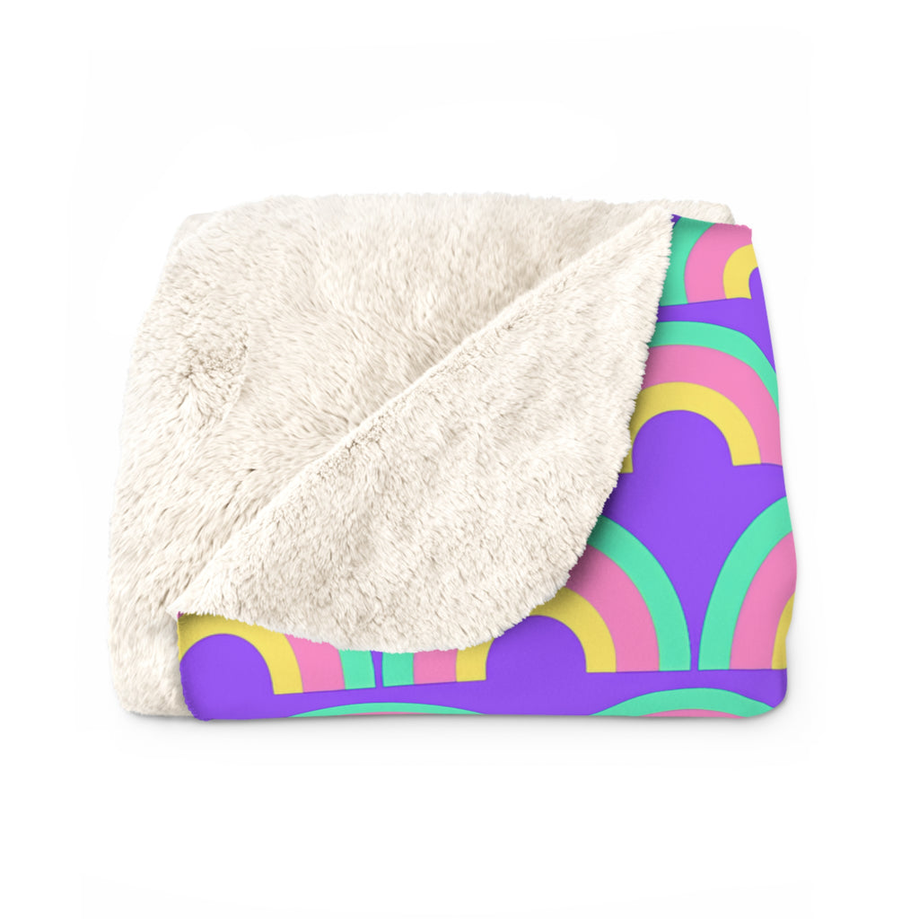 Chromatic Scallop Ripple Sherpa Fleece Blanket – Candy Pastel on Grape