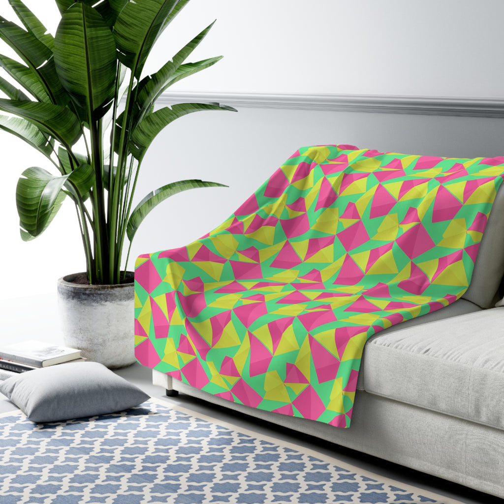 Faceted Gold Panels Sherpa Fleece Blanket – Candy Christmas
