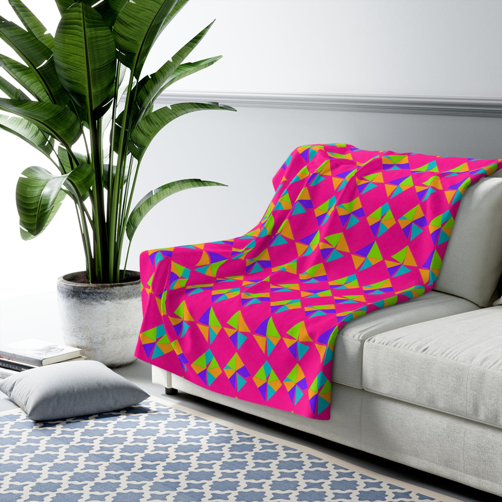 Stacked Cubist Prisms Sherpa Fleece Blanket – Tropical Punch