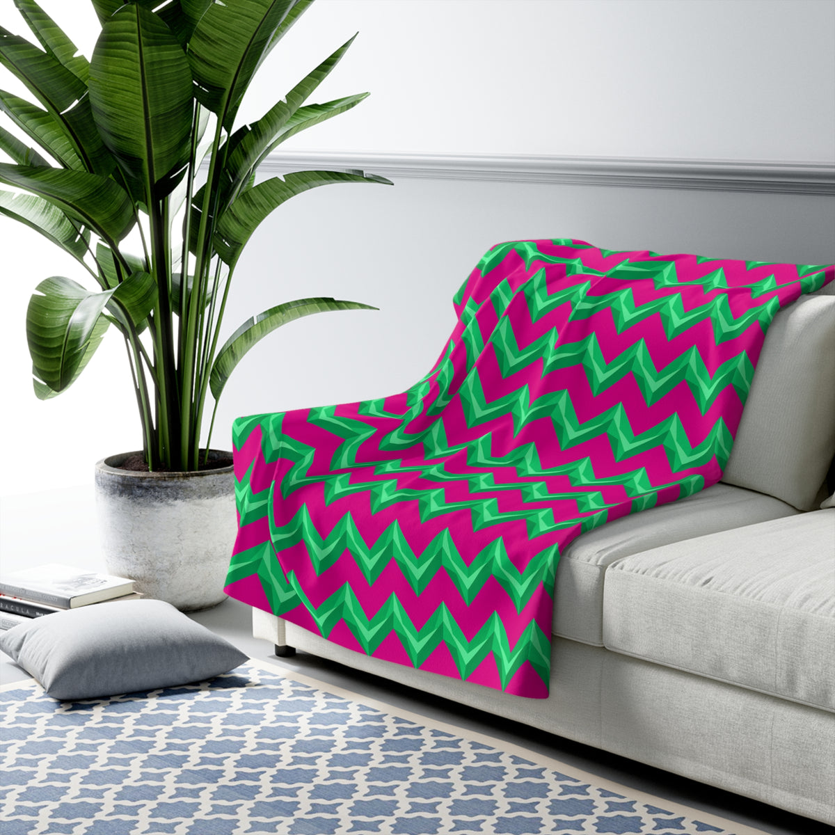 Broad Cut-Gem Chevrons Sherpa Fleece Blanket – Chevron Geometric Pattern