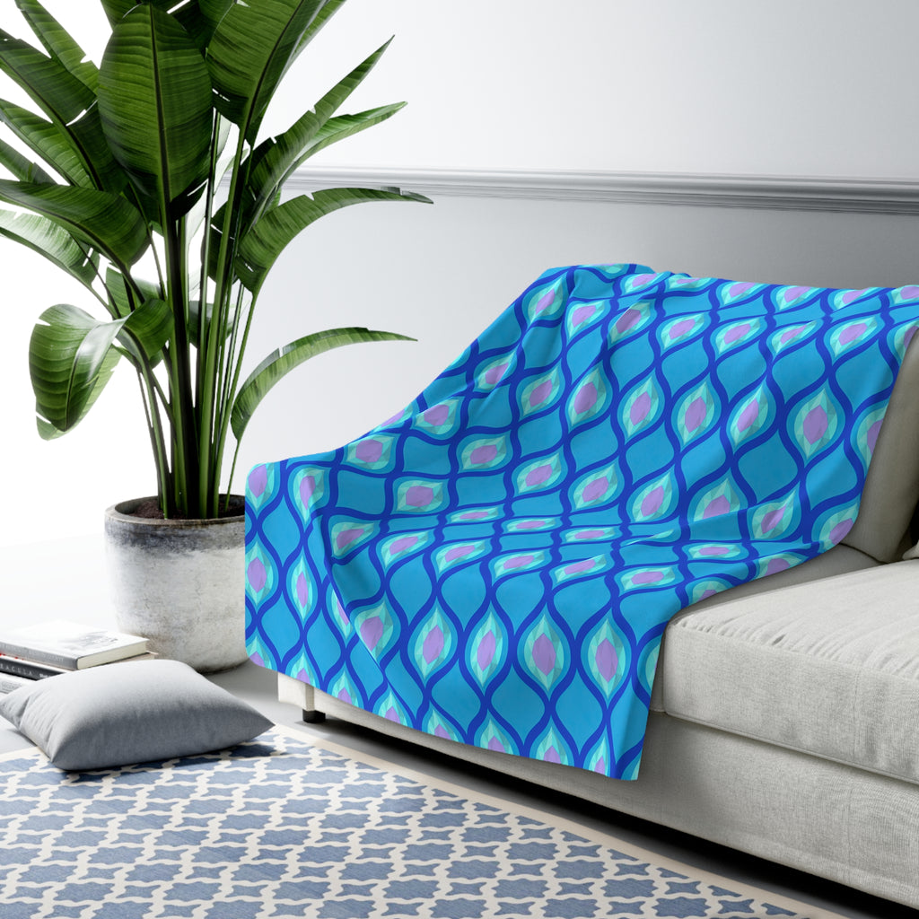Grand Ogee Lattice II Sherpa Fleece Blanket – Ice Jewel