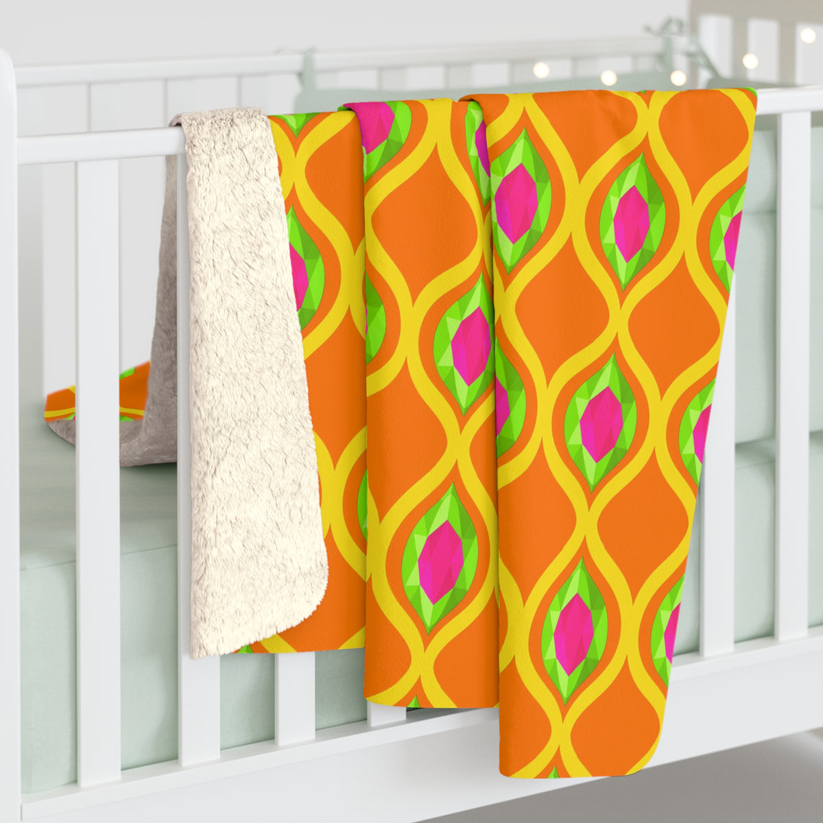 Grand Gold Ogee Lattice II Sherpa Fleece Blanket – Hot Citrus Festive