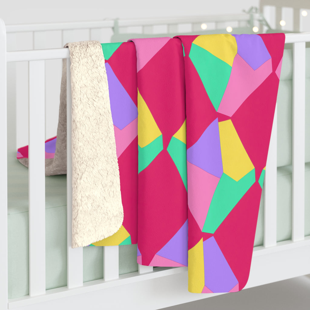 Grand Fractured Rhombus Sherpa Fleece Blanket – Candy Pop on Raspberry