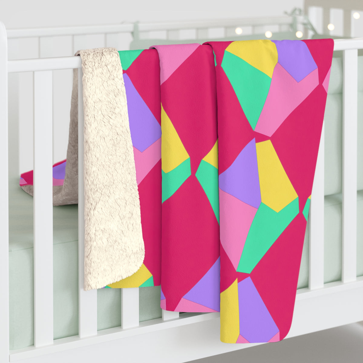 Grand Fractured Rhombus Sherpa Fleece Blanket – Candy Pop on Raspberry