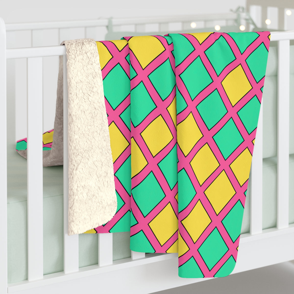 Harlequin Gold Grid Sherpa Fleece Blanket – Candy Christmas