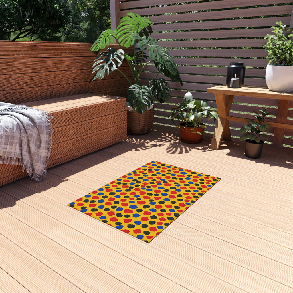 Confetti Scraps Yellow Outdoor Rug – Cut-Paper Abstract Pattern