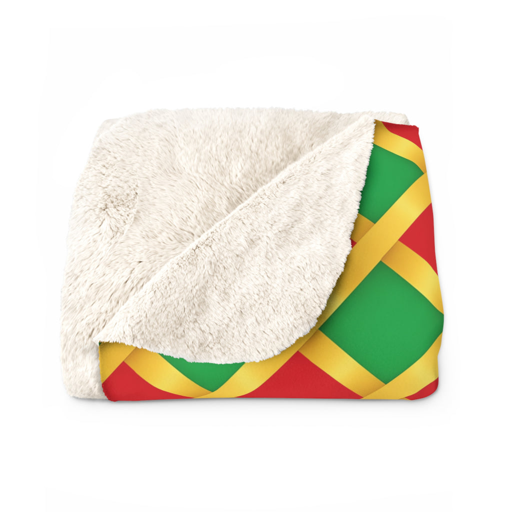 Broad Gold Diamond Trellis Sherpa Fleece Blanket – Ribbon Lattice Pattern