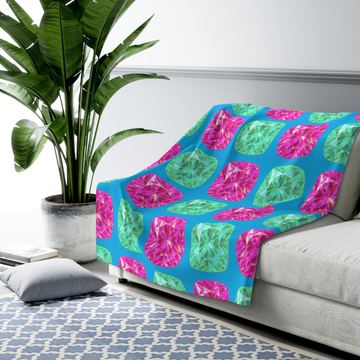 Giant Cut Gem Grid Sherpa Fleece Blanket – Ice Jewel