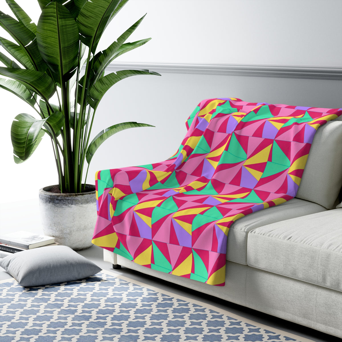 Cubist Sunburst Blocks Sherpa Fleece Blanket – Candy Pop on Raspberry