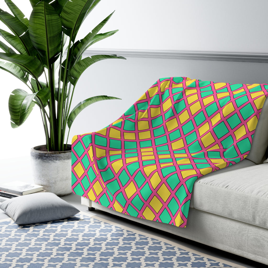 Harlequin Gold Grid Sherpa Fleece Blanket – Candy Christmas