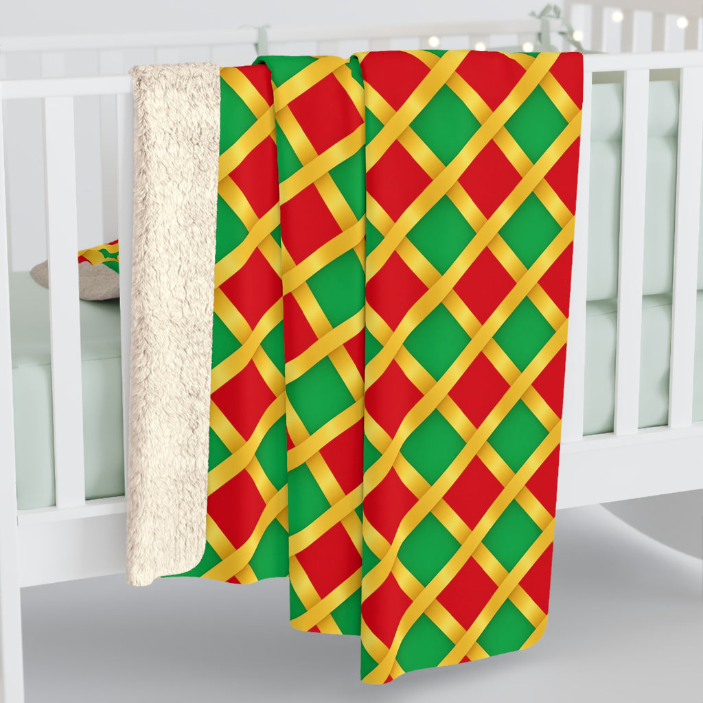 Broad Gold Diamond Trellis Sherpa Fleece Blanket – Ribbon Lattice Pattern