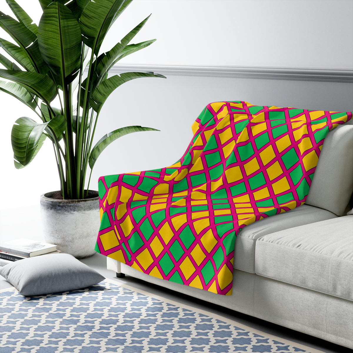 Harlequin Gold Grid Sherpa Fleece Blanket – Harlequin Geometric Pattern