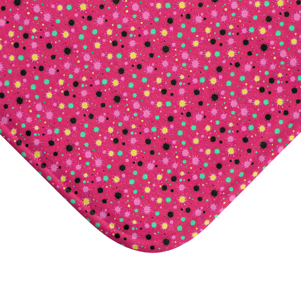 Splat Storm Bath Mat – Candy Pop on Raspberry