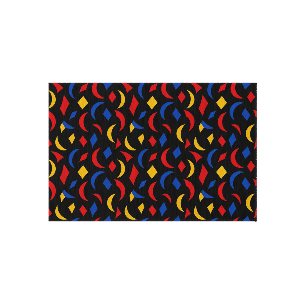 Crescent Scatter Outdoor Rug – Cut-Paper Abstract Pattern