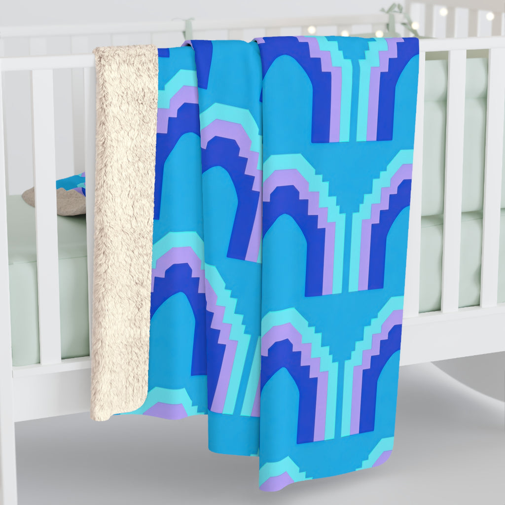 Grand Stepped Arches Sherpa Fleece Blanket – Ice Jewel