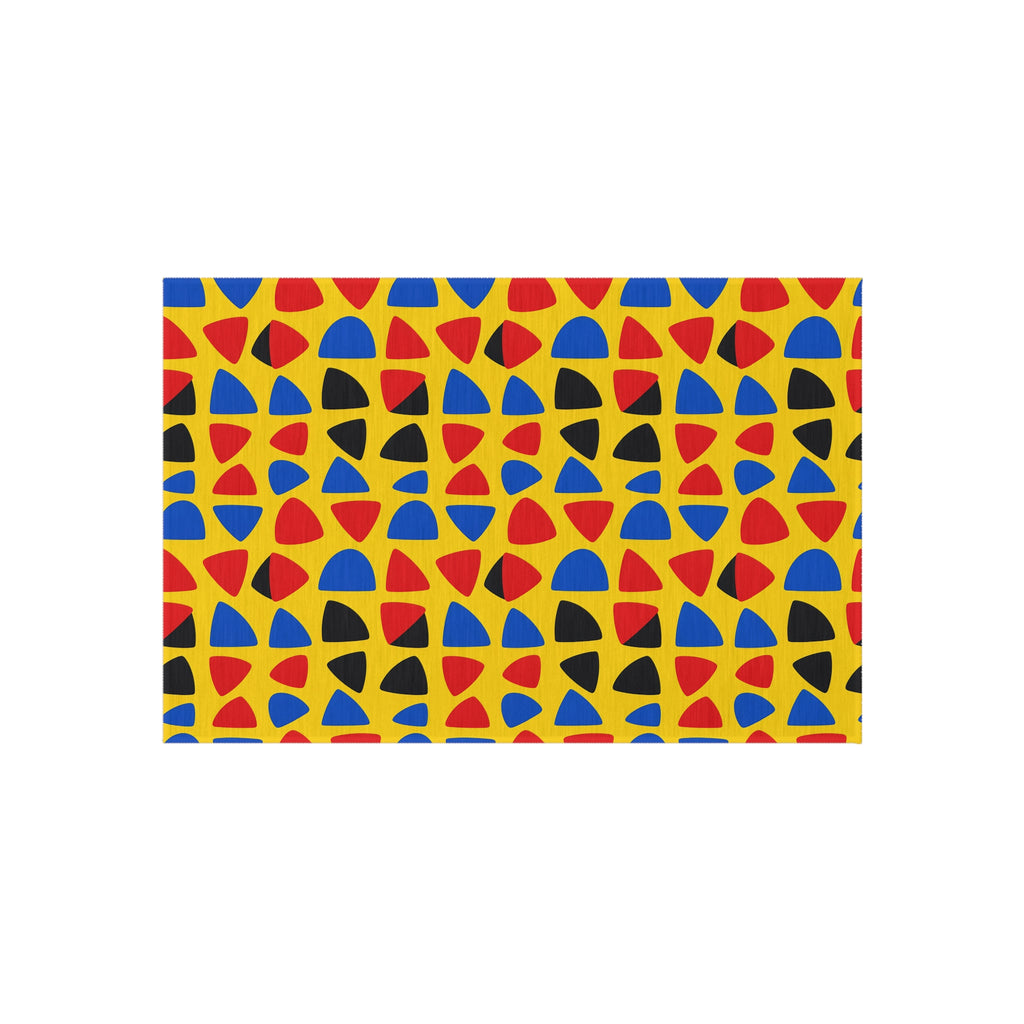 Cut-Out Arcs Yellow Outdoor Rug – Cut-Paper Abstract Pattern